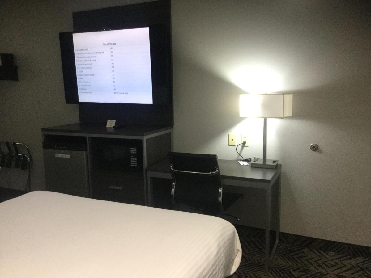 Muskogee Inn And Suites Extérieur photo