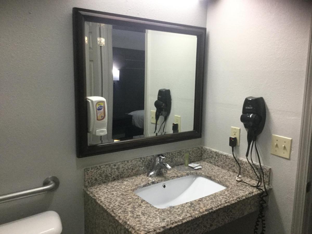 Muskogee Inn And Suites Extérieur photo